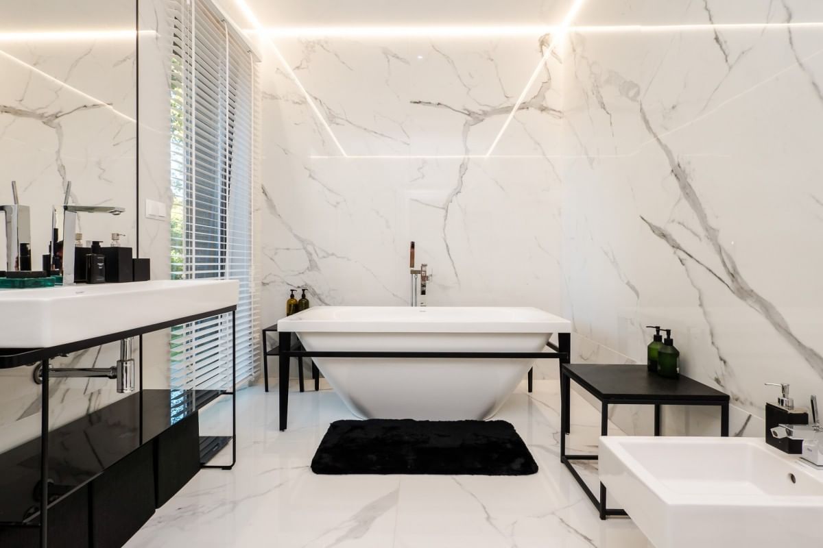 Lokal użytkowy  pokojowe na Sprzedaż