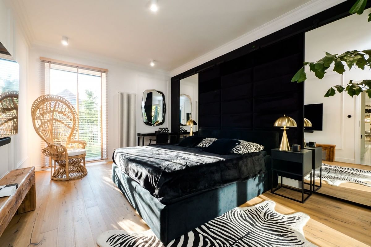 Lokal użytkowy  pokojowe na Sprzedaż