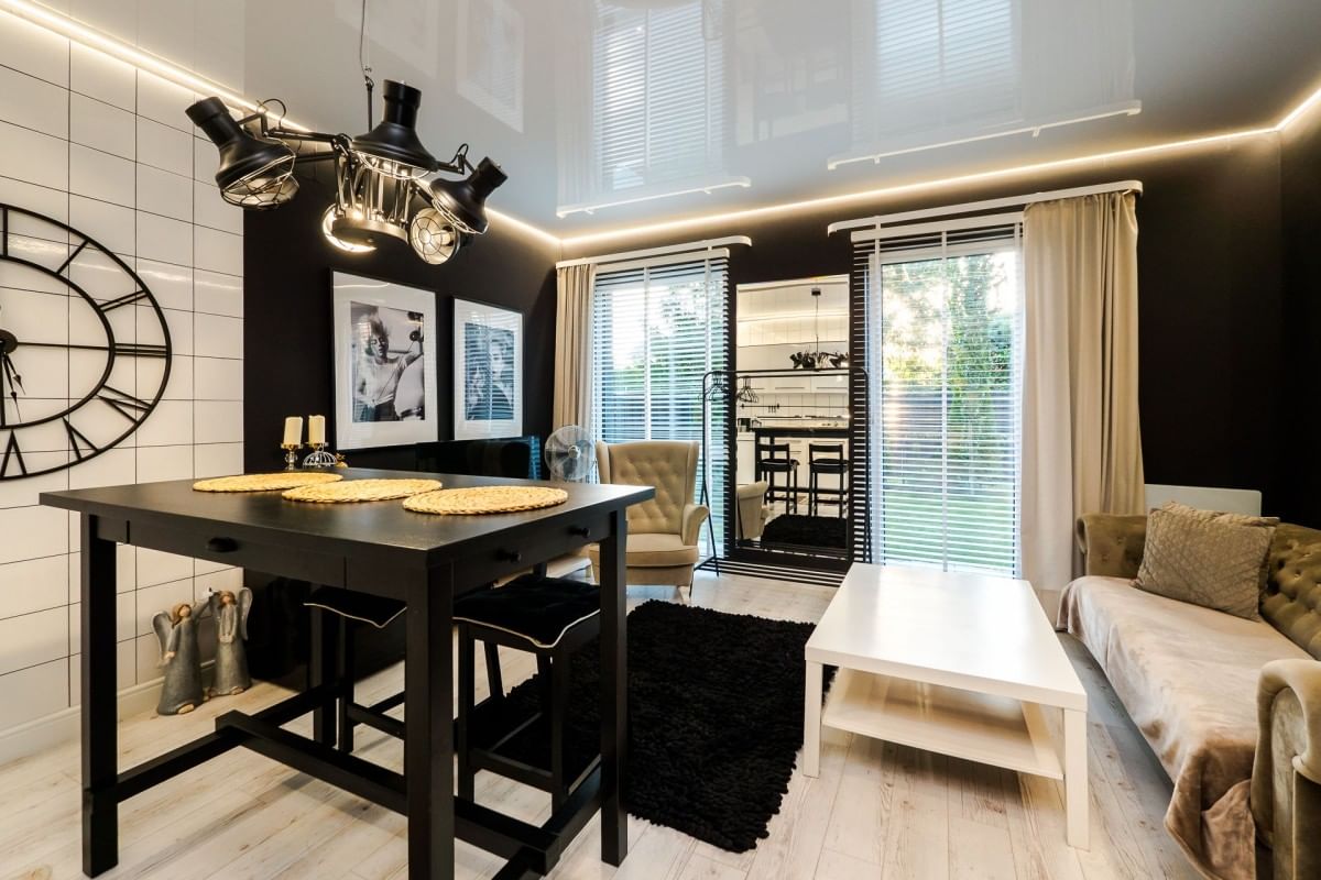 Lokal użytkowy  pokojowe na Sprzedaż