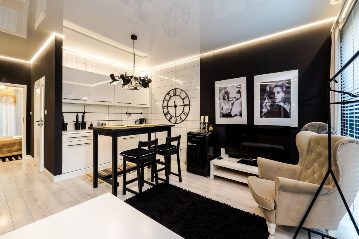 Lokal użytkowy  pokojowe na Sprzedaż