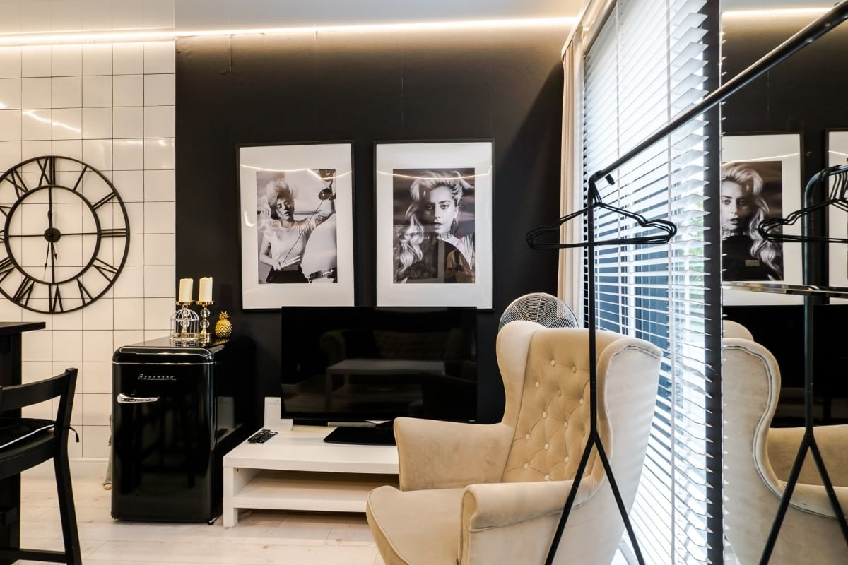 Lokal użytkowy  pokojowe na Sprzedaż