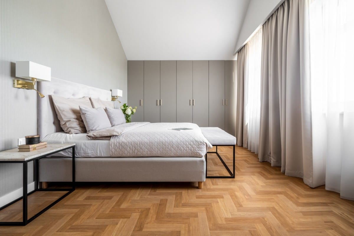 Dom 20 pokojowe na Sprzedaż