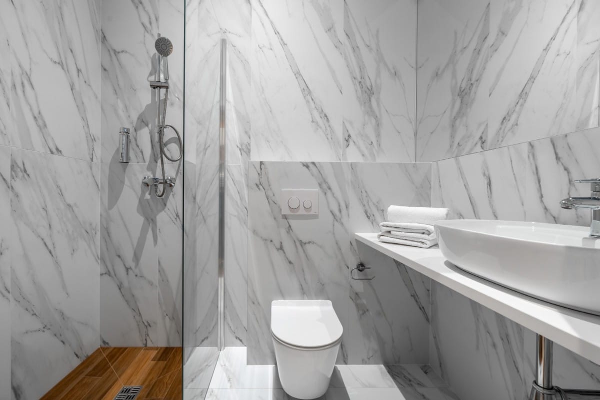 Dom 20 pokojowe na Sprzedaż