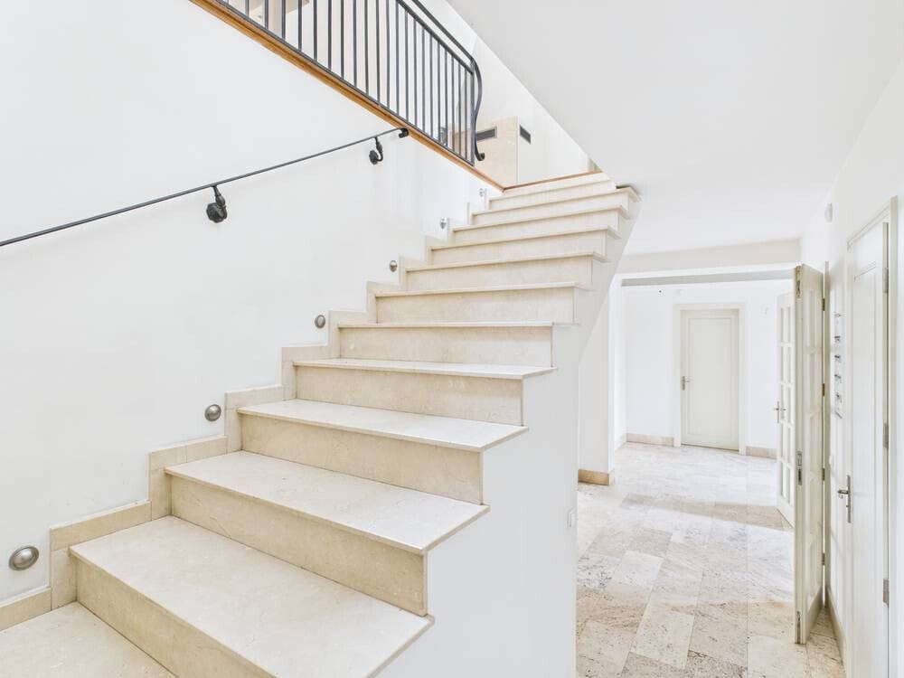 Dom 7 pokojowe na Sprzedaż