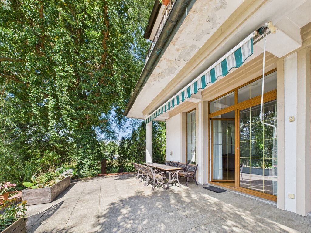 Dom 10 pokojowe na Sprzedaż