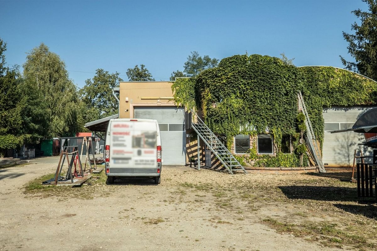 Lokal użytkowy  pokojowe na Sprzedaż