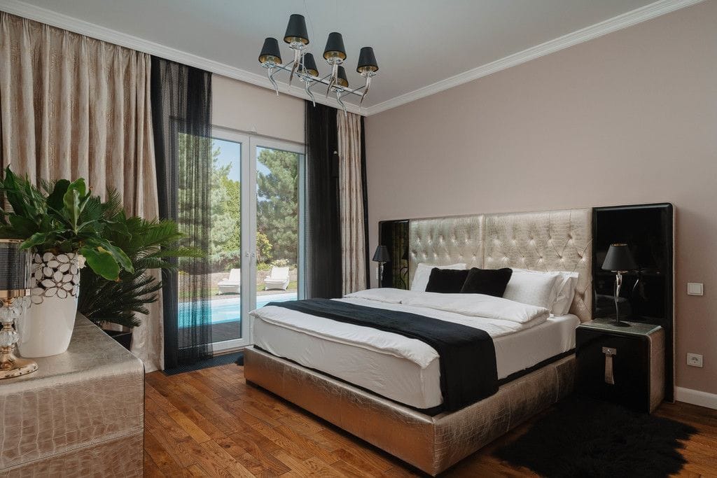 Dom 5 pokojowe na Sprzedaż