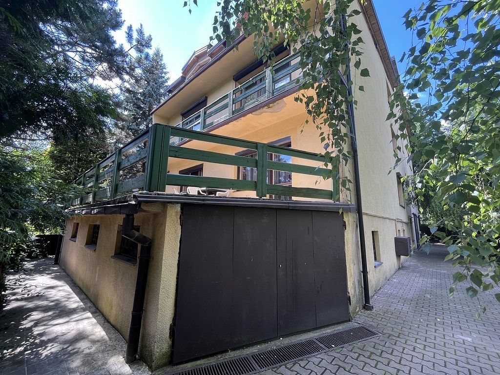 Dom 20 pokojowe na Sprzedaż