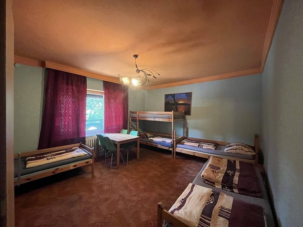 Dom 20 pokojowe na Sprzedaż