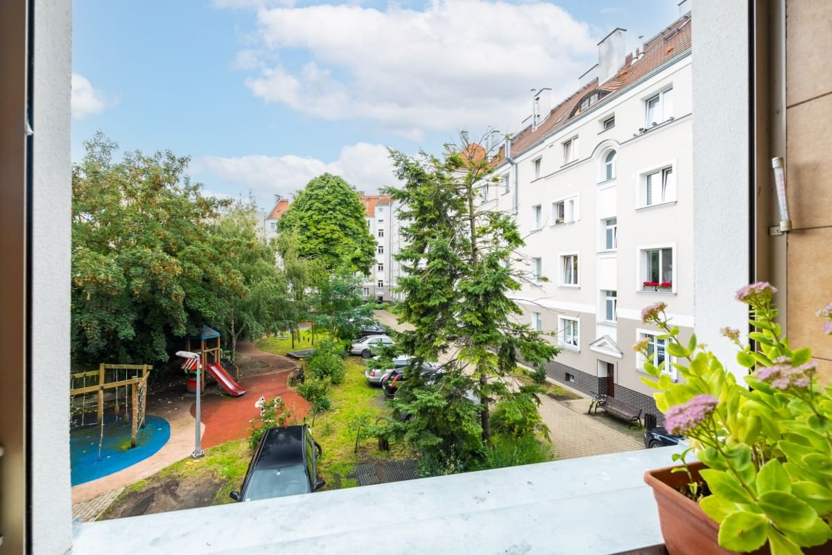 Mieszkanie 4 pokojowe na Sprzedaż