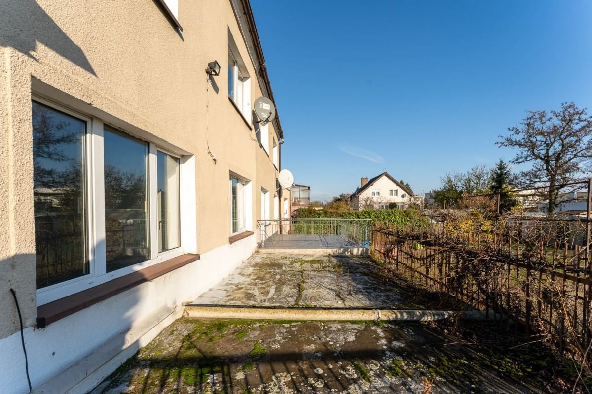 Dom 5 pokojowe na Sprzedaż