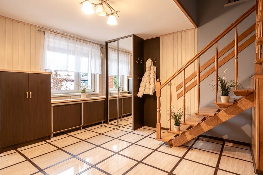 Dom 6 pokojowe na Sprzedaż