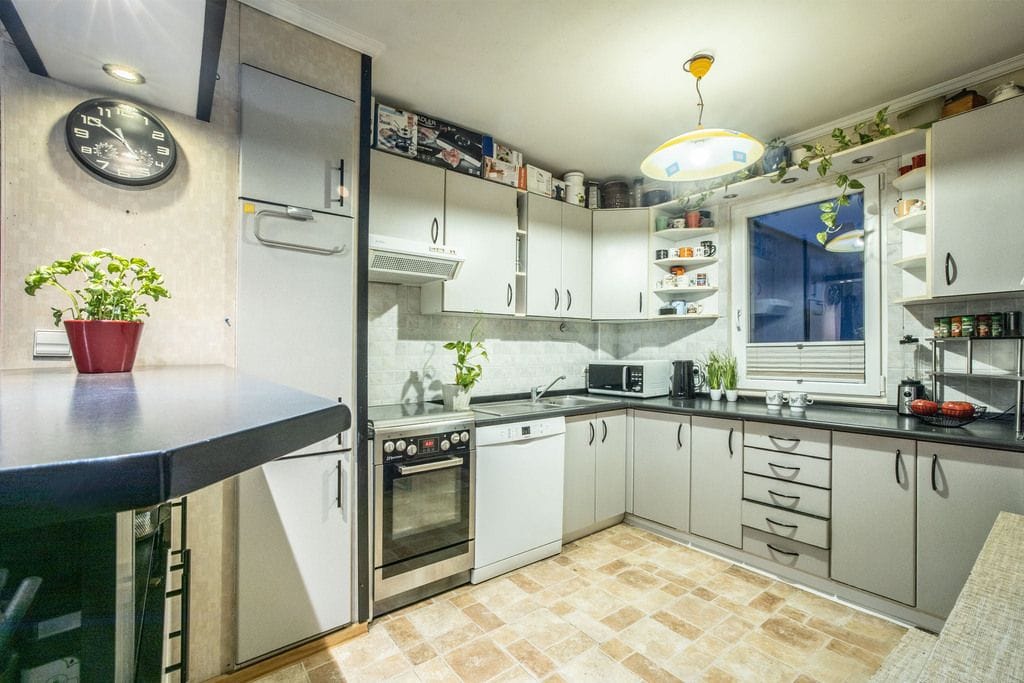 Mieszkanie 3 pokojowe na Sprzedaż