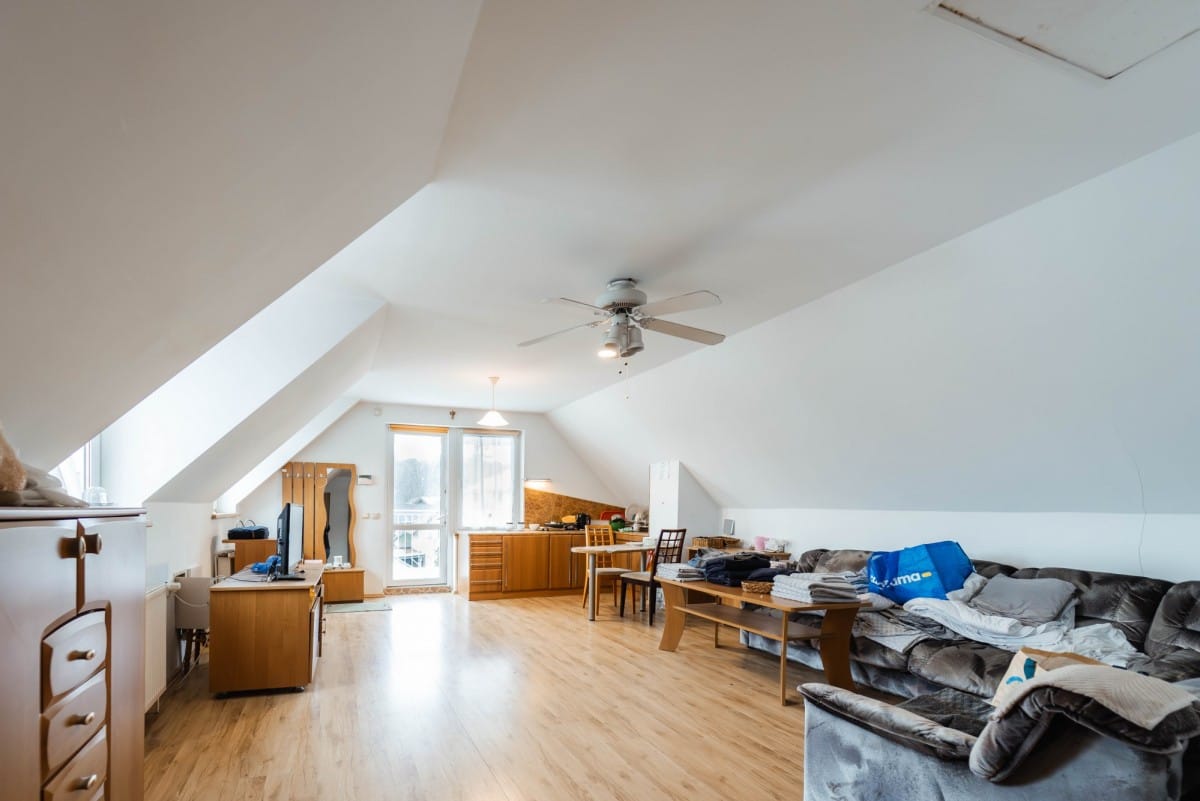 Lokal użytkowy  pokojowe na Sprzedaż