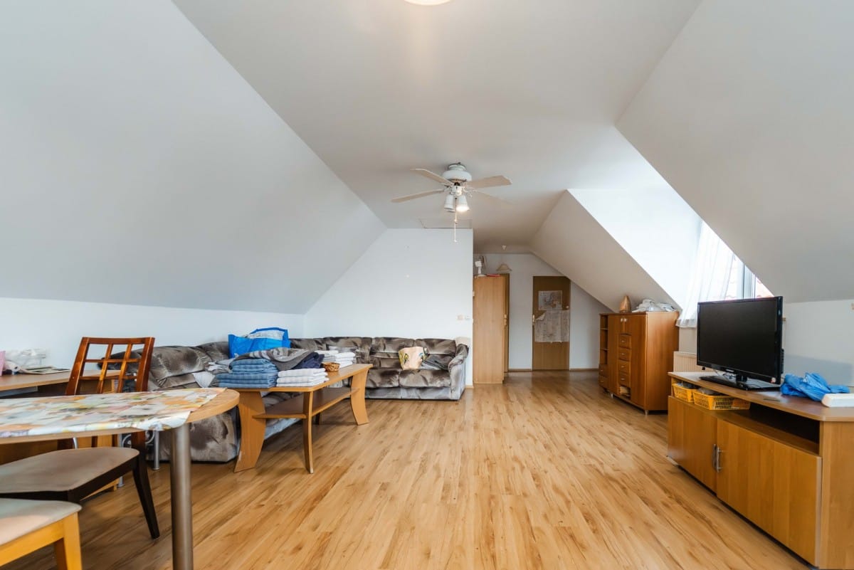 Lokal użytkowy  pokojowe na Sprzedaż