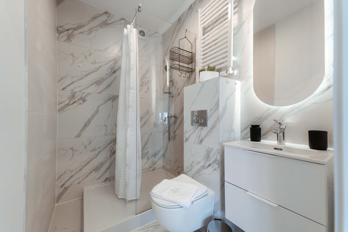 Lokal użytkowy  pokojowe na Sprzedaż