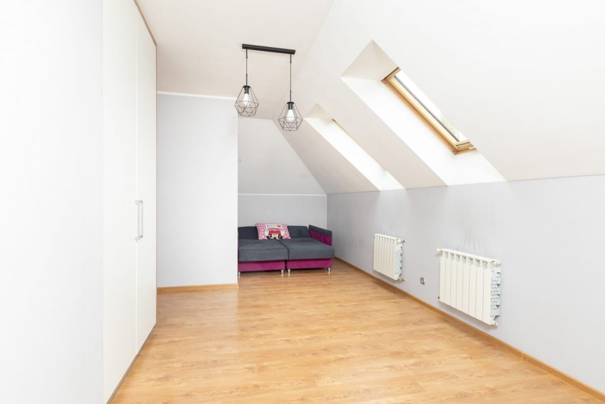 Dom 4 pokojowe na Sprzedaż