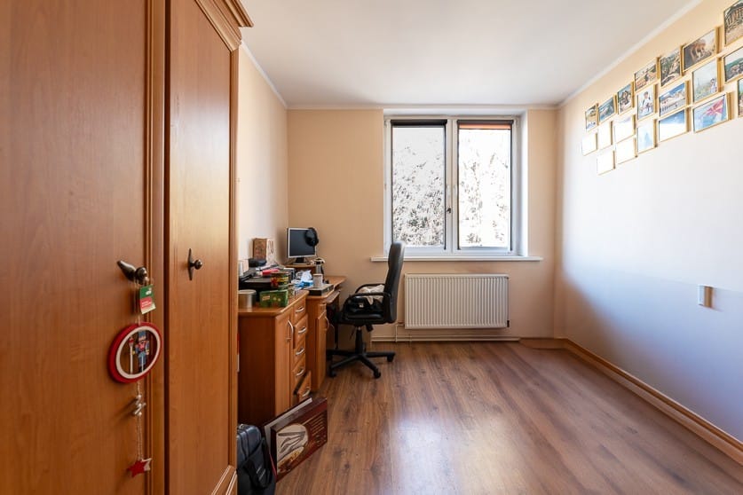 Mieszkanie 5 pokojowe na Sprzedaż