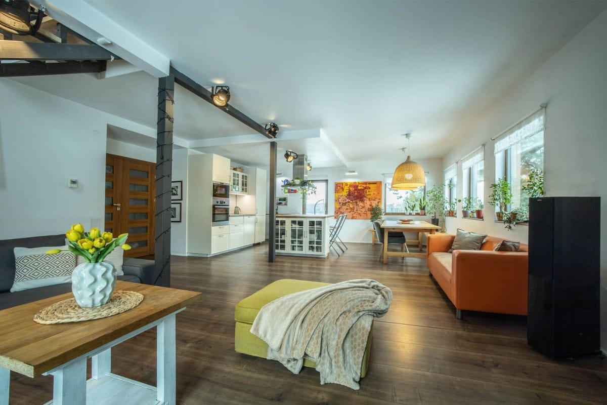 Dom 4 pokojowe na Sprzedaż