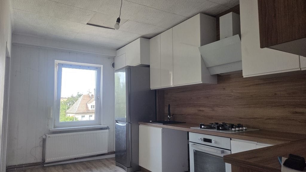 Mieszkanie 3 pokojowe na Sprzedaż