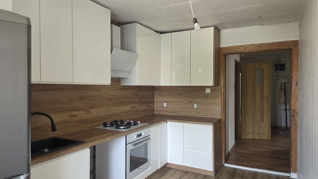 Mieszkanie 3 pokojowe na Sprzedaż