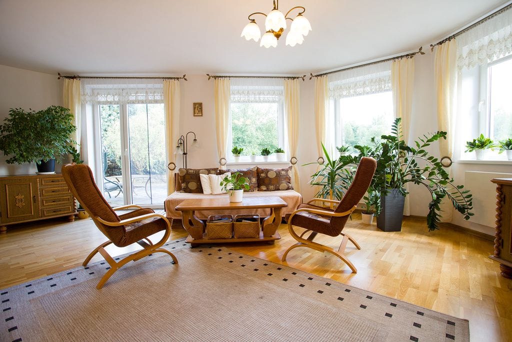 Dom 5 pokojowe na Sprzedaż