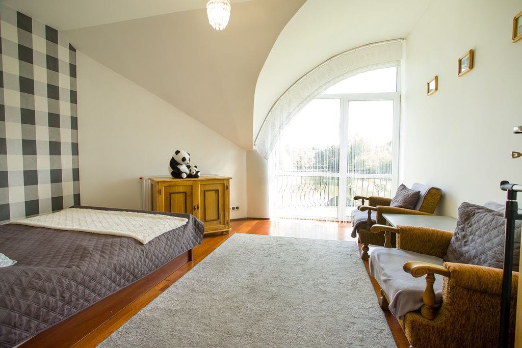 Dom 5 pokojowe na Sprzedaż