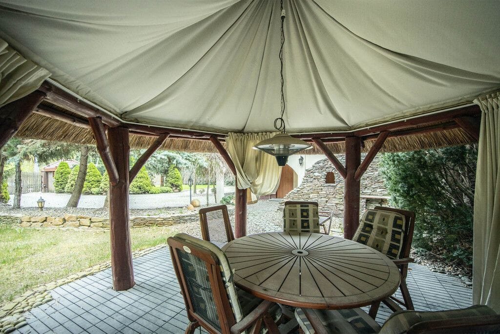 Dom 6 pokojowe na Sprzedaż