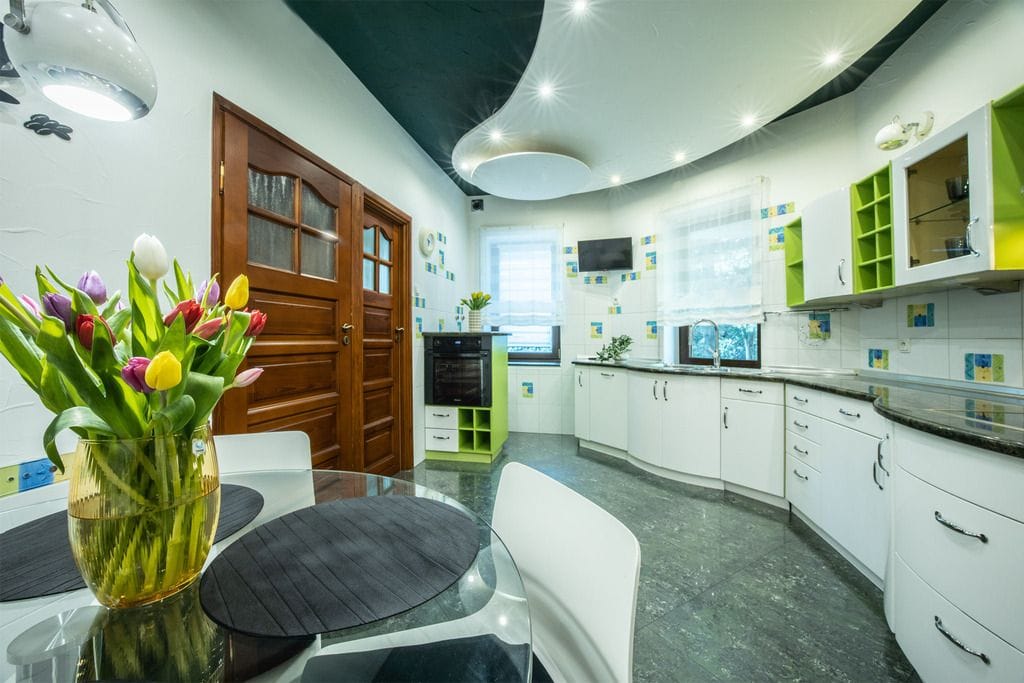 Dom 6 pokojowe na Sprzedaż