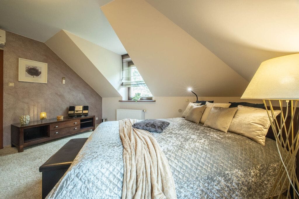 Dom 6 pokojowe na Sprzedaż