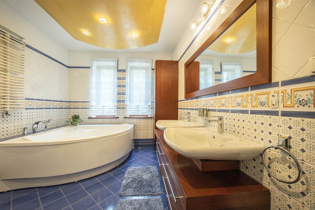 Dom 6 pokojowe na Sprzedaż