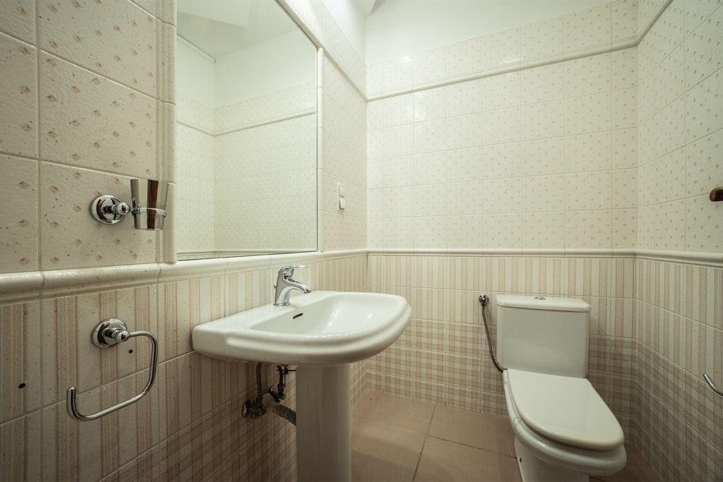 Dom 6 pokojowe na Sprzedaż