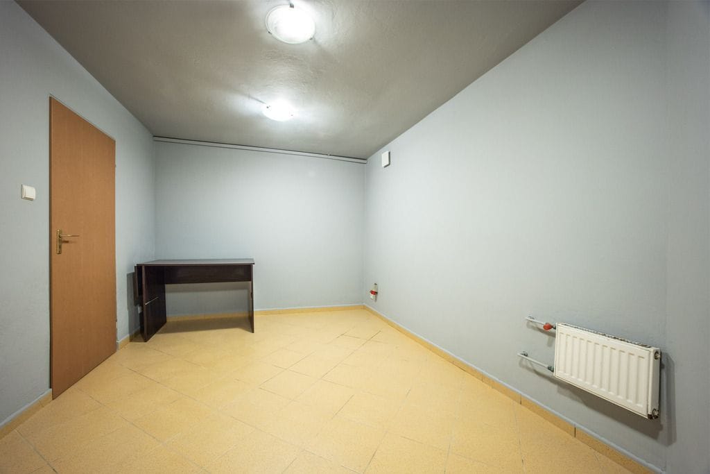 Dom 6 pokojowe na Sprzedaż