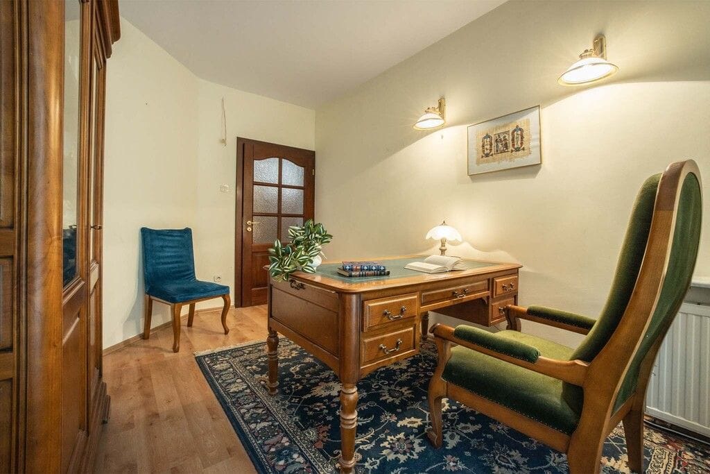 Dom 5 pokojowe na Sprzedaż