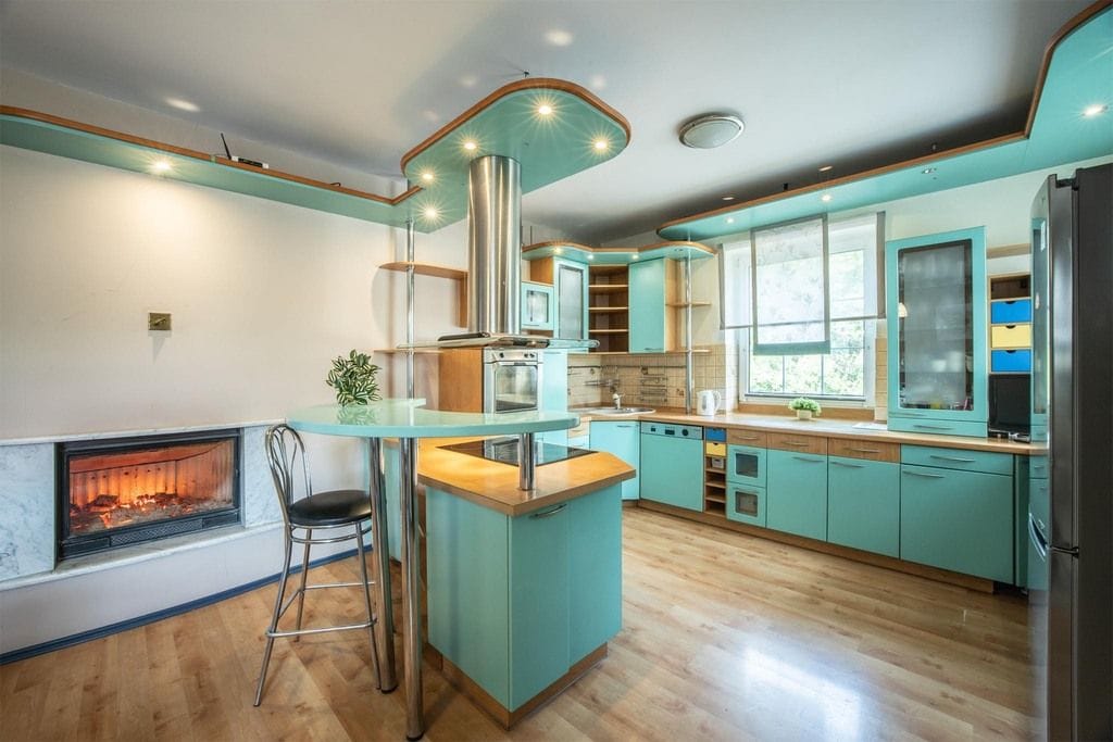 Dom 5 pokojowe na Sprzedaż