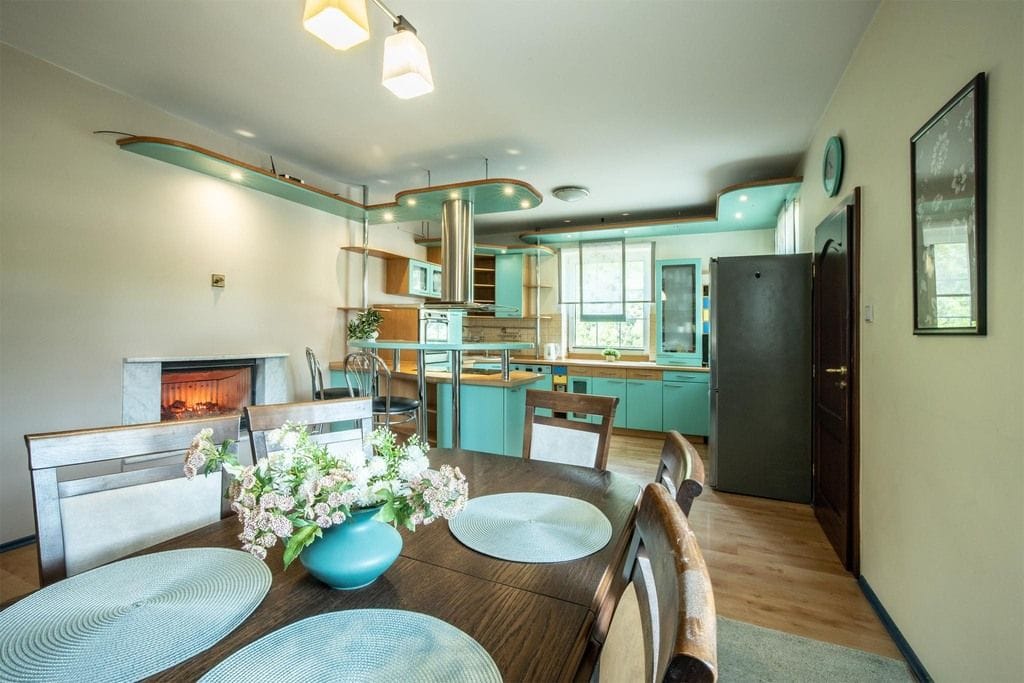 Dom 5 pokojowe na Sprzedaż