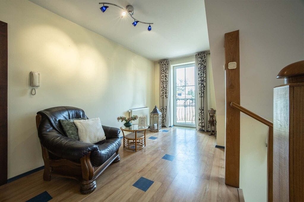 Dom 5 pokojowe na Sprzedaż