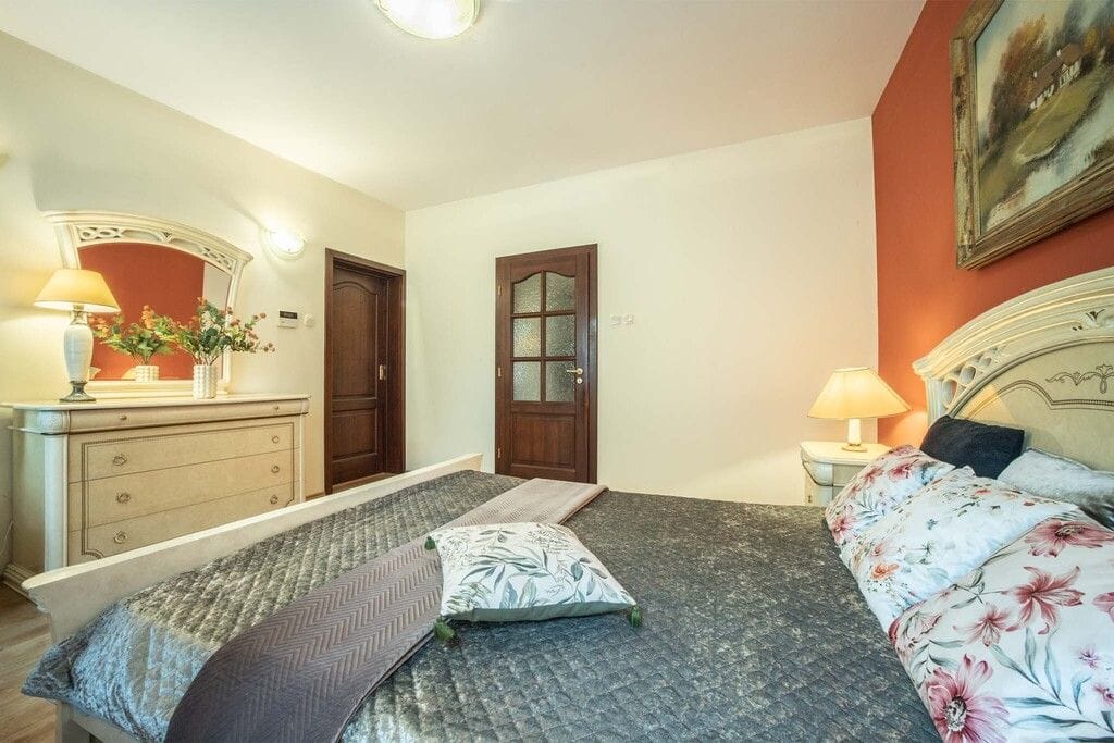 Dom 5 pokojowe na Sprzedaż