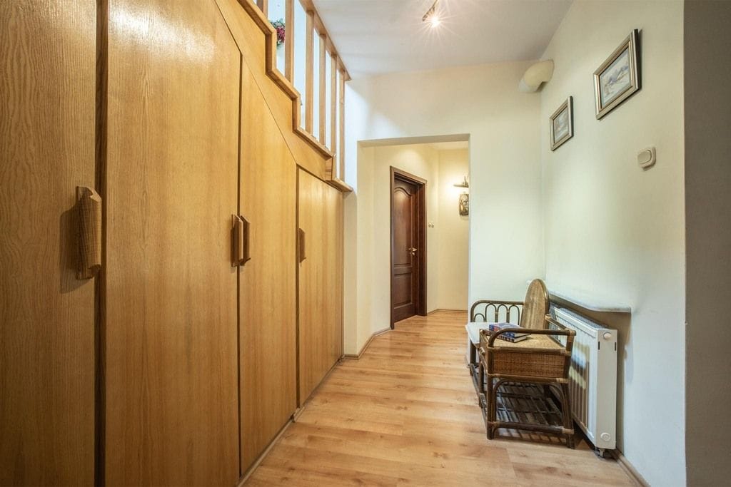 Dom 5 pokojowe na Sprzedaż