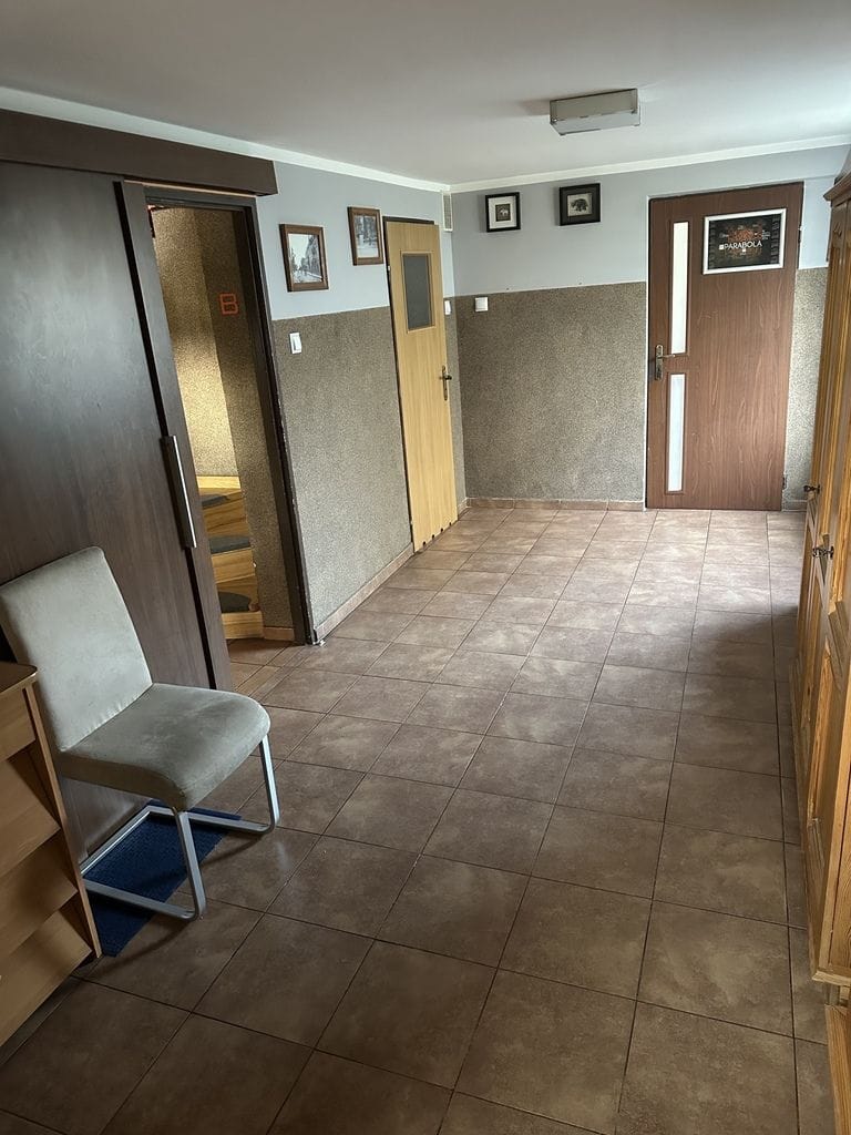 Dom 6 pokojowe na Sprzedaż