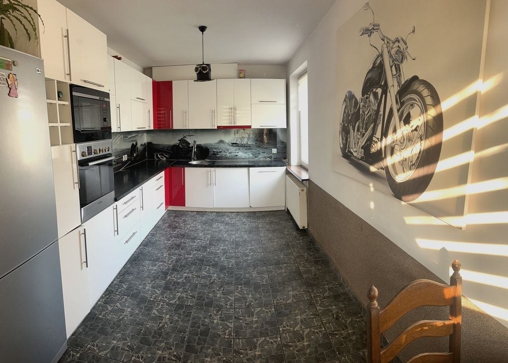 Dom 6 pokojowe na Sprzedaż