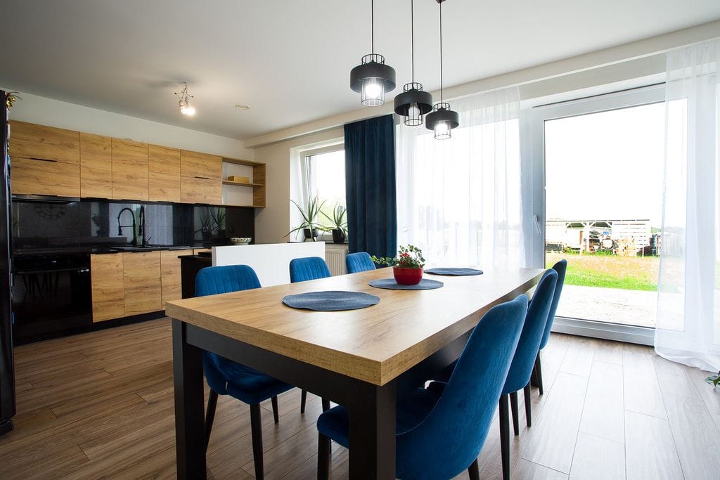 Dom 5 pokojowe na Sprzedaż