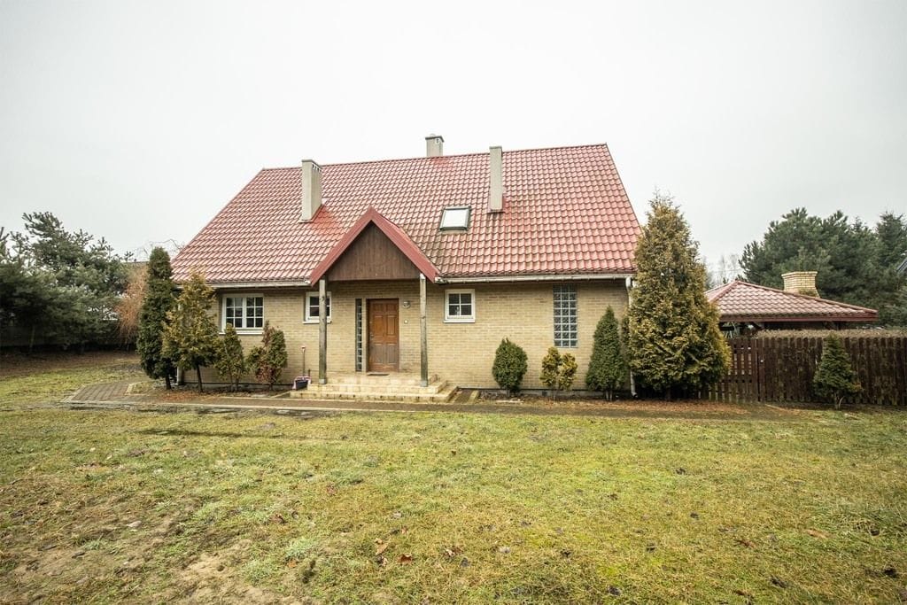 Dom 5 pokojowe na Sprzedaż