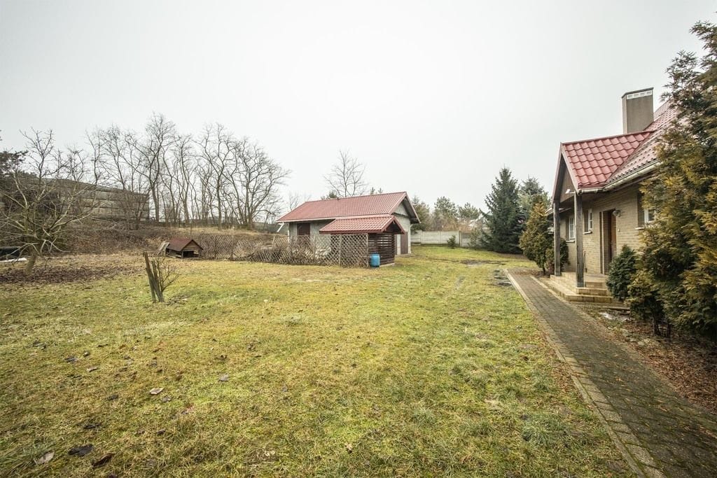 Dom 5 pokojowe na Sprzedaż