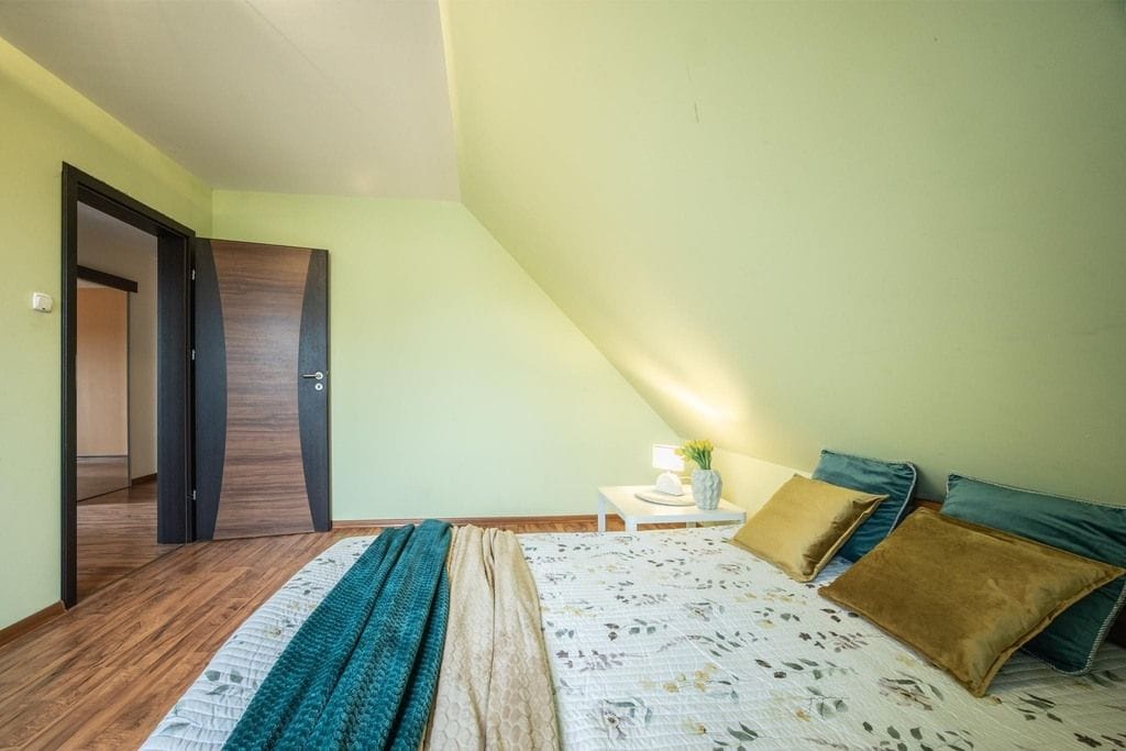 Dom 5 pokojowe na Sprzedaż