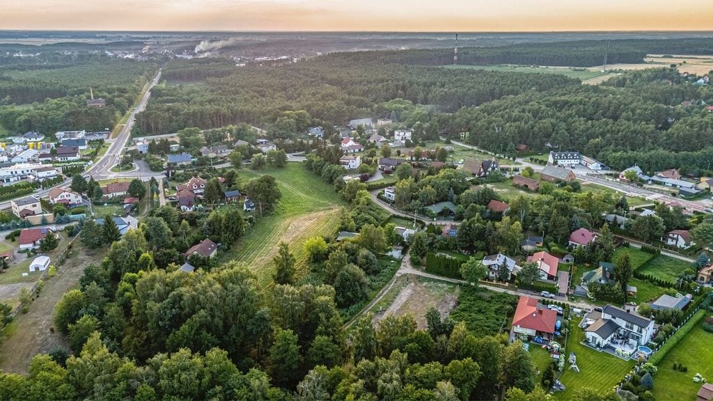 Działka  pokojowe na Sprzedaż