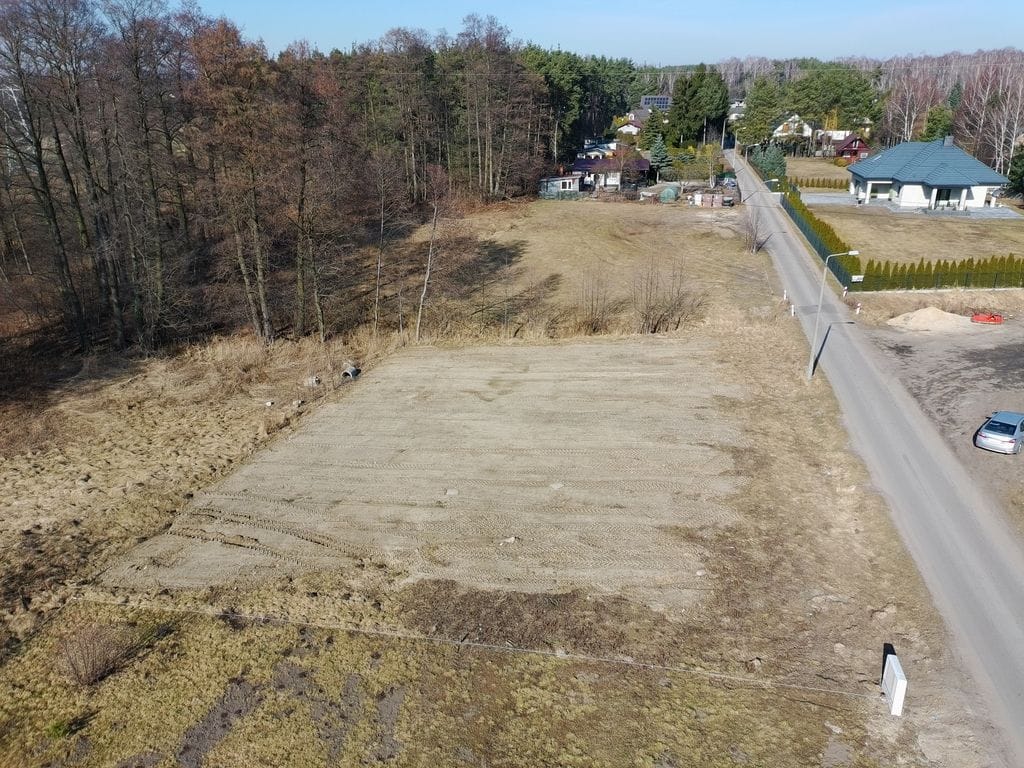 Działka  pokojowe na Sprzedaż