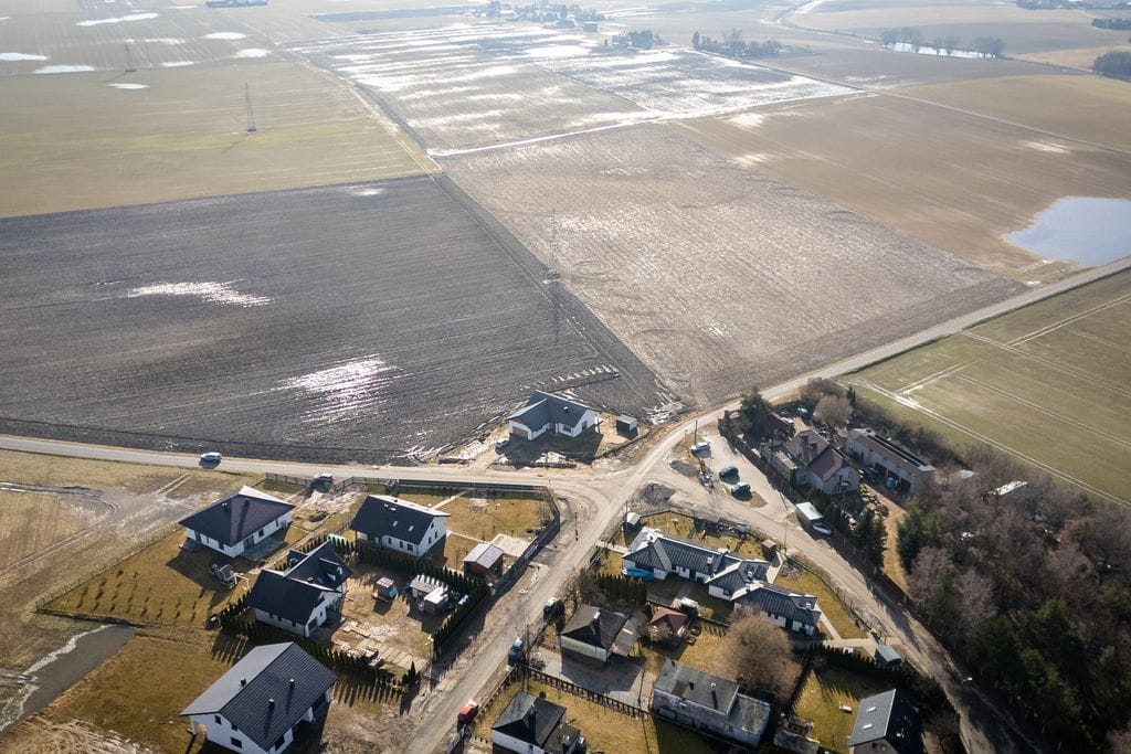 Działka  pokojowe na Sprzedaż