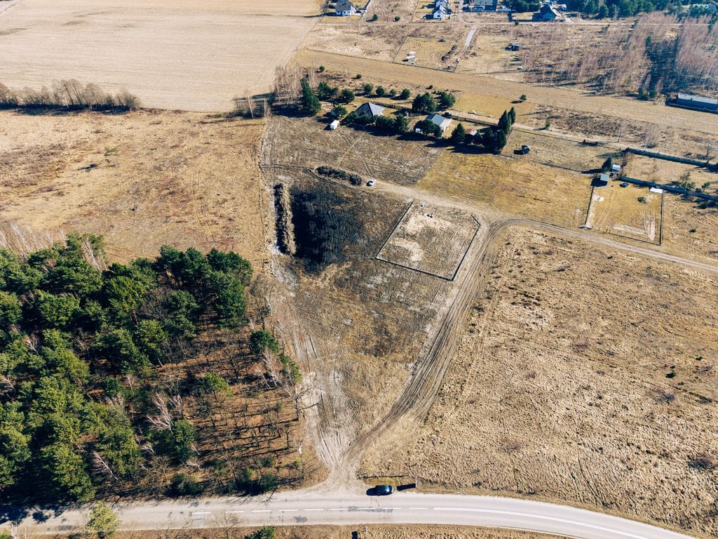 Działka  pokojowe na Sprzedaż