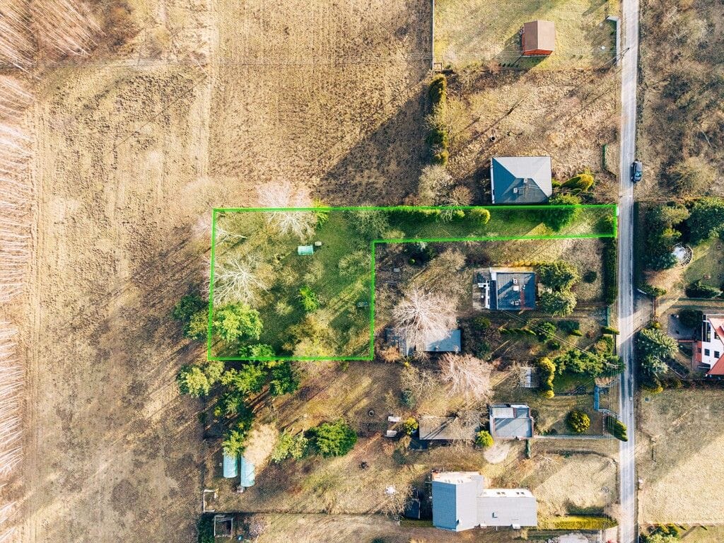 Działka  pokojowe na Sprzedaż